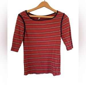 Free people top! Donna from That 70’s show vibes!